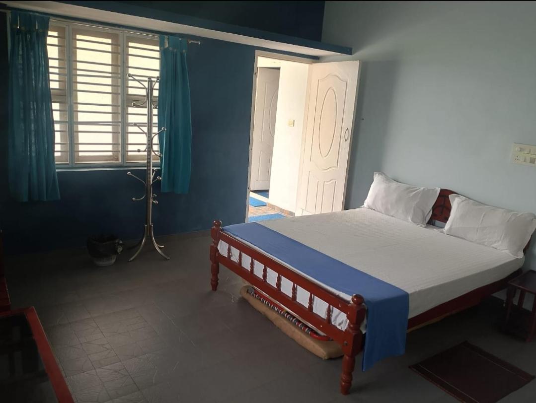 Sun N Tan Beach Home Stay Kannúr Kültér fotó